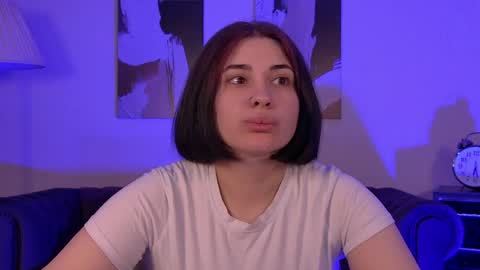 AdrianaTores online show from 3, 6, 2026