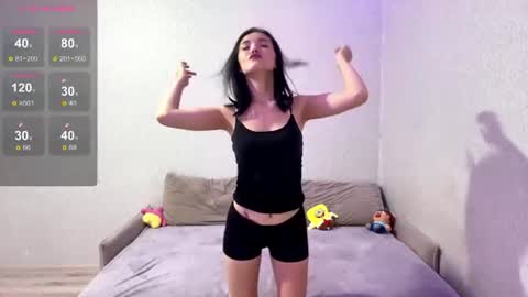 Snapshot of adrianna_raven chatting on 28, 7, 2026 Adriana online show from 28, 7, 2026