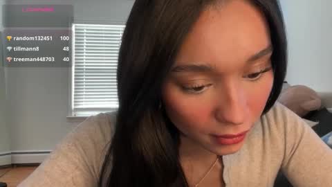 Adrianna  online show from 5, 1, 2026