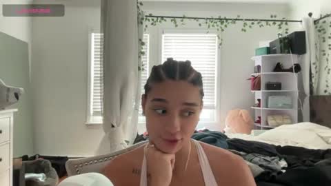 Snapshot of adriannarodriguez chatting on 23, 6, 2026 Adrianna online show from 23, 6, 2026