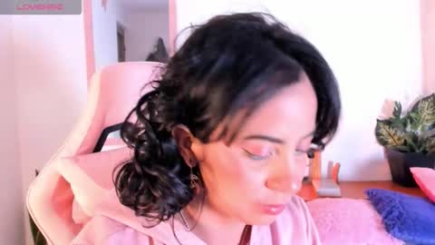 Snapshot of adriannyp chatting on 28, 10, 2025 adrianny online show from 28, 10, 2025