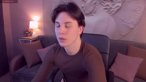 adrianoaubert online show from 9, 3, 2025