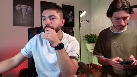 Snapshot of adrianwilliams_ chatting on 14, 2, 2025 Adrian Williams online show from 14, 2, 2025