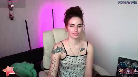 Adriana online show from 5, 2, 2025