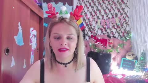 adriiana_fox_ online show from 2, 12, 2024