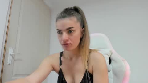 adventurina online show from 14, 11, 2025