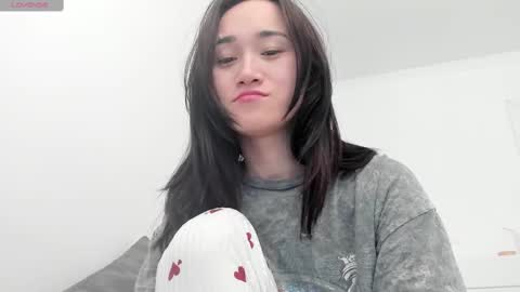 Aenie online show from 11, 3, 2025