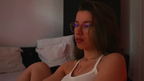Snapshot of aelia_anara chatting on 31, 5, 2026 Aelia online show from 31, 5, 2026