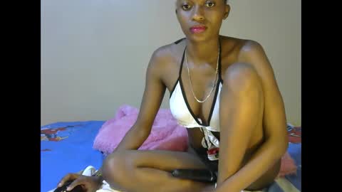Snapshot of african_hottest chatting on 17, 2, 2025 african_hottest online show from 17, 2, 2025