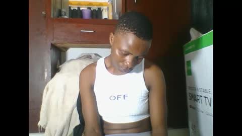 Snapshot of africanprincess24 chatting on 18, 4, 2026 PHOEBE online show from 18, 4, 2026