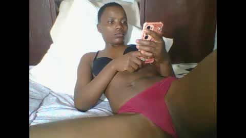 Snapshot of africanprincess24 chatting on 17, 5, 2026 PHOEBE online show from 17, 5, 2026