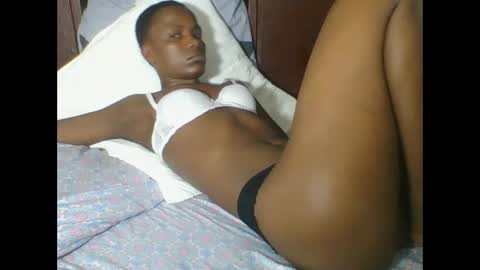 Snapshot of africanprincess24 chatting on 19, 5, 2026 PHOEBE online show from 19, 5, 2026