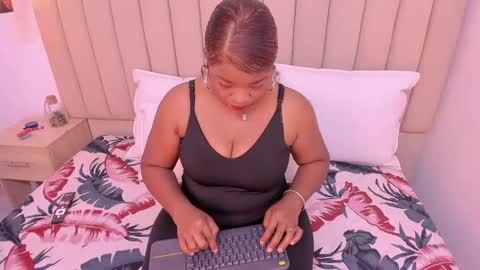 Snapshot of afrodita_de_amor chatting on 17, 9, 2025 Vr. online show from 17, 9, 2025