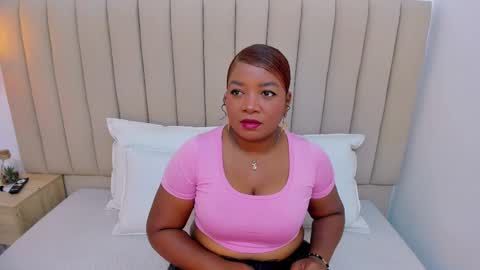 Snapshot of afrodita_de_amor chatting on 19, 9, 2025 Vr. online show from 19, 9, 2025
