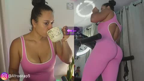 Afrodita P  online show from 4, 3, 2025