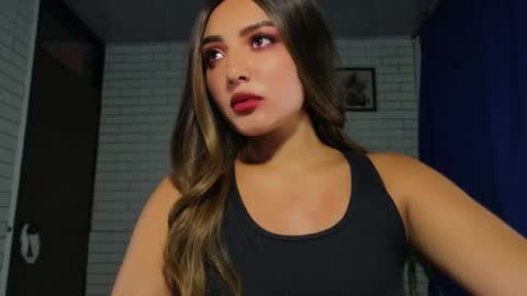 Snapshot of afrodita_shalom chatting on 15, 10, 2025 AFRODITA online show from 15, 10, 2025