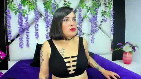 Snapshot of afroditaowen_ chatting on 1, 11, 2025 afroditaowen_ online show from 1, 11, 2025