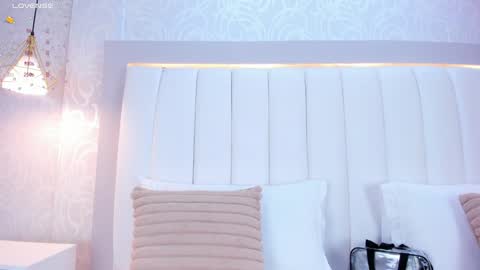 A F R O D I T A  online show from 28, 12, 2024