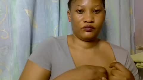 Snapshot of afronubians chatting on 21, 4, 2026 afronubians online show from 21, 4, 2026