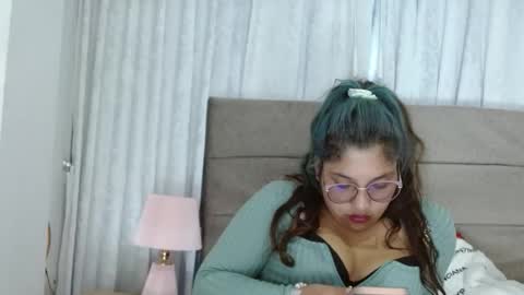 Afrodita Booms online show from 21, 10, 2025