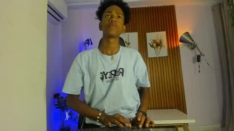 Snapshot of afrowayuu chatting on 19, 5, 2026 afrowayuu online show from 19, 5, 2026