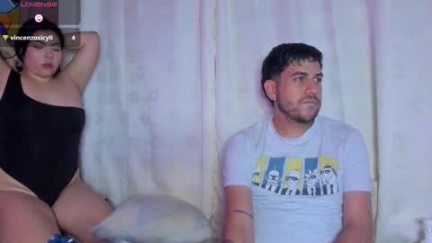 hotchillcouple online show from 8, 11, 2025