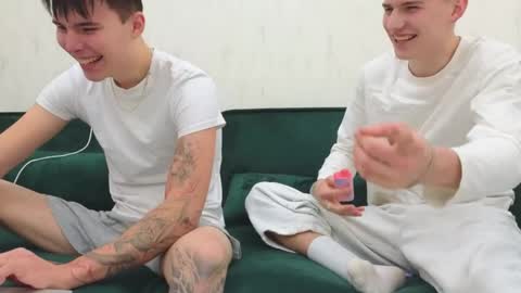 Mark online show from 6, 4, 2026