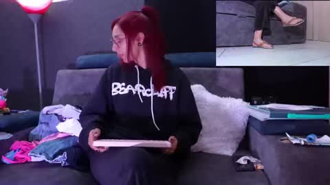 Snapshot of agatacollinsss chatting on 5, 10, 2025 Agata Collinss online show from 5, 10, 2025