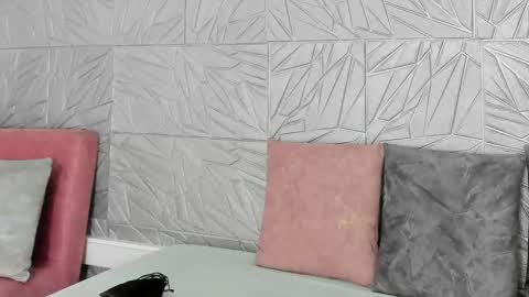 Snapshot of agatadelphine_mr chatting on 22, 9, 2025 Agatadelphine online show from 22, 9, 2025