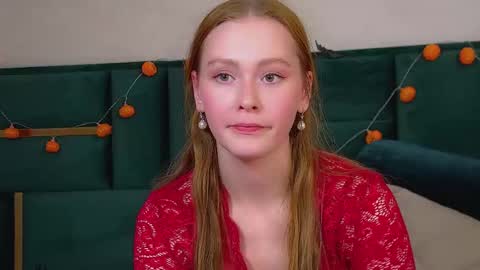 AgataFoxley online show from 2, 11, 2025