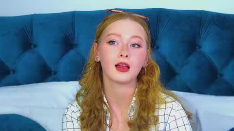 AgataFoxley online show from 19, 11, 2025