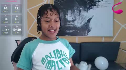 agatha_amaya online show from 31, 10, 2025