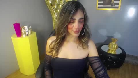 Snapshot of agatha_brooks_t chatting on 3, 12, 2025 AGATHA online show from 3, 12, 2025