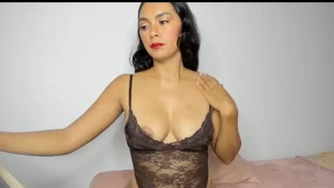 Agatha fox online show from 30, 6, 2026