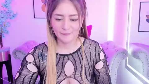Snapshot of agatha_luxx chatting on 12, 3, 2025 Agatha  online show from 12, 3, 2025