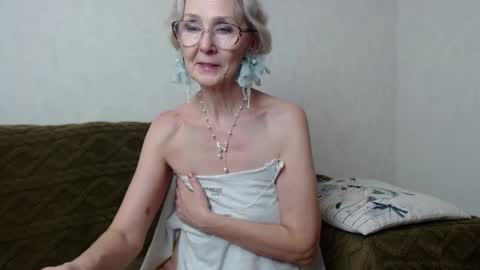 Snapshot of agatha_moore_ chatting on 14, 1, 2025 Agatha online show from 14, 1, 2025