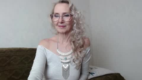 Snapshot of agatha_moore_ chatting on 24, 2, 2025 Agatha online show from 24, 2, 2025