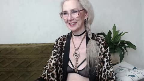 Snapshot of agatha_moore_ chatting on 7, 3, 2025 Agatha online show from 7, 3, 2025