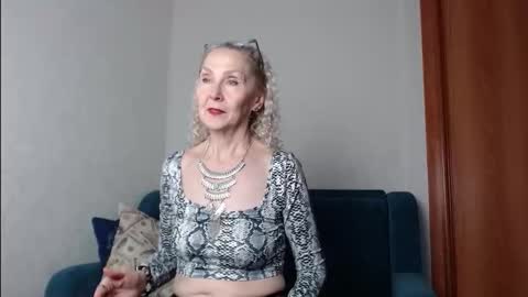 Snapshot of agatha_moore_ chatting on 22, 10, 2025 Agatha online show from 22, 10, 2025