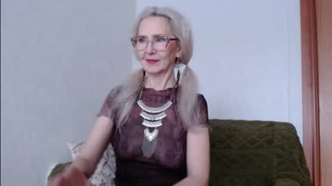 Snapshot of agatha_moore_ chatting on 16, 11, 2025 Agatha online show from 16, 11, 2025