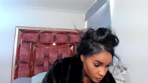 Snapshot of agatha_morrison1 chatting on 5, 1, 2025 Agatha online show from 5, 1, 2025