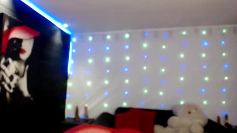 CAROLINA online show from 15, 10, 2025