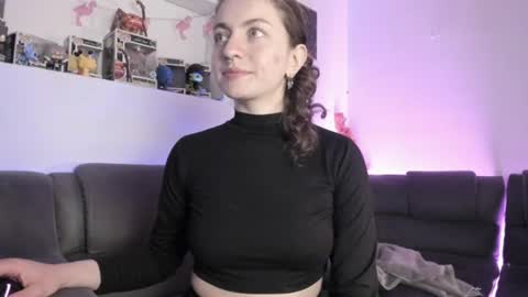 Snapshot of agathaa_ks_ chatting on 19, 6, 2026 Camila 2 online show from 19, 6, 2026