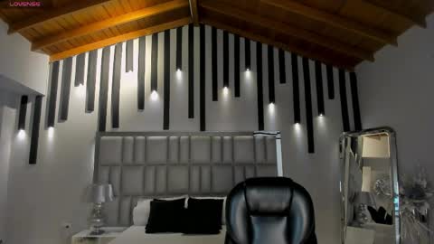 Agatha online show from 30, 3, 2026