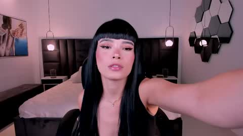 Agatha online show from 19, 4, 2026