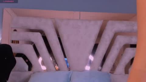 agathauwudoll online show from 14, 3, 2026