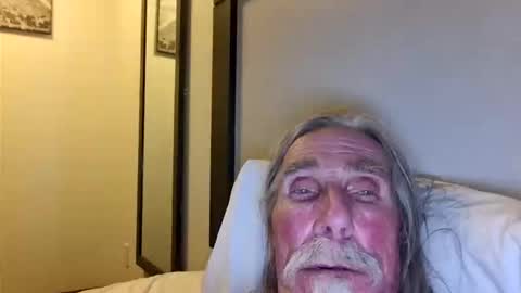 Snapshot of agedhardwood59618233 chatting on 1, 6, 2026 agedhardwood59618233 online show from 1, 6, 2026