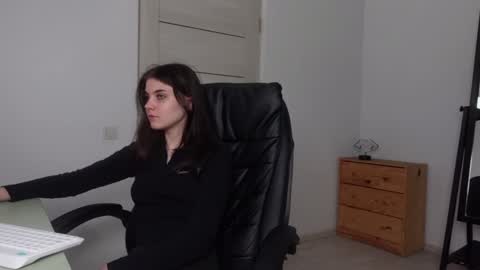 Snapshot of agelina_summer chatting on 18, 1, 2025 Agelina Lilly Laura online show from 18, 1, 2025