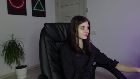 Snapshot of agelina_summer chatting on 22, 1, 2025 Agelina Lilly Laura online show from 22, 1, 2025