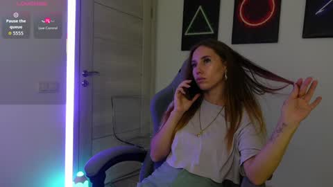 Snapshot of agelina_summer chatting on 11, 9, 2025 Agelina Lilly Laura online show from 11, 9, 2025
